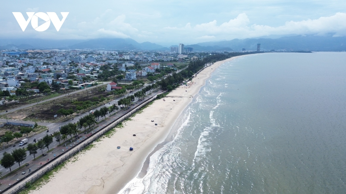 Da Nang’s My Khe beach named among 50 best beaches in the world